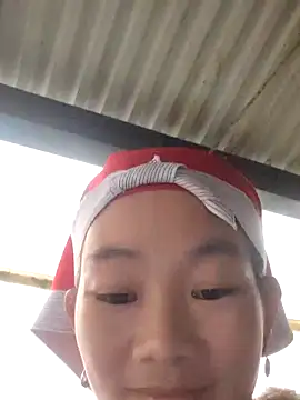 gio-thu online show from 12/15/25, 12:48