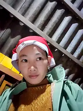 gio-thu online show from 12/15/25, 01:26