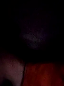 Snapshot of gio-thu chatting on 01/13/26, 10:04 gio-thu online show from 01/13/26, 10:04