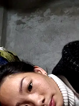 Snapshot of gio-thu chatting on 01/17/26, 04:17 gio-thu online show from 01/17/26, 04:17