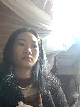 Snapshot of gio-thu chatting on 02/01/26, 10:08 gio-thu online show from 02/01/26, 10:08