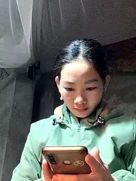 Snapshot of gio-thu chatting on 02/03/26, 11:15 gio-thu online show from 02/03/26, 11:15