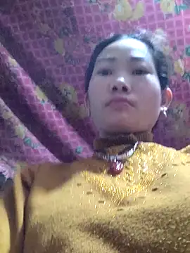 Snapshot of gio-thu chatting on 02/12/26, 05:35 gio-thu online show from 02/12/26, 05:35