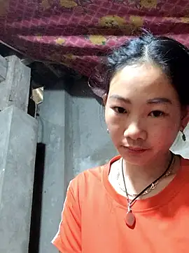 Snapshot of gio-thu chatting on 03/02/26, 10:22 gio-thu online show from 03/02/26, 10:22