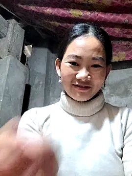 Snapshot of gio-thu chatting on 03/07/26, 08:11 gio-thu online show from 03/07/26, 08:11
