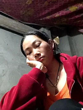 Snapshot of gio-thu chatting on 03/15/26, 10:10 gio-thu online show from 03/15/26, 10:10