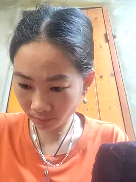Snapshot of gio-thu chatting on 03/25/26, 02:39 gio-thu online show from 03/25/26, 02:39