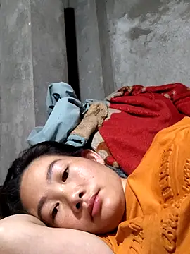 Snapshot of gio-thu chatting on 03/29/26, 03:17 gio-thu online show from 03/29/26, 03:17