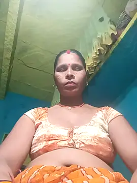 Snapshot of Rt_shreya chatting on 03/14/26, 04:56 Rt shreya online show from 03/14/26, 04:56