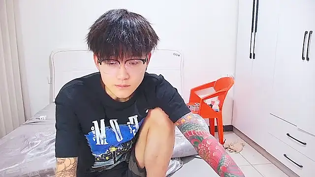 Snapshot of KK-cuteboy chatting on 06/12/26, 05:17 KK-cuteboy online show from 06/12/26, 05:17