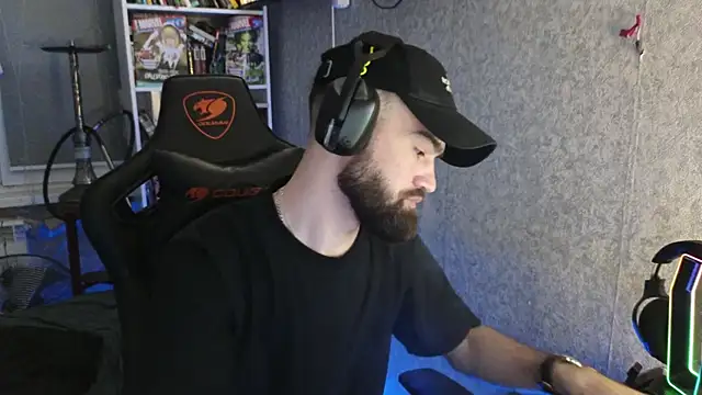 Nik Namee online show from 11/22/25, 10:31