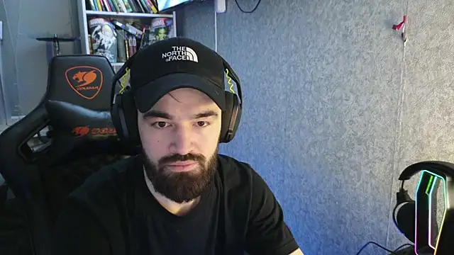 Nik Namee online show from 11/28/25, 05:32