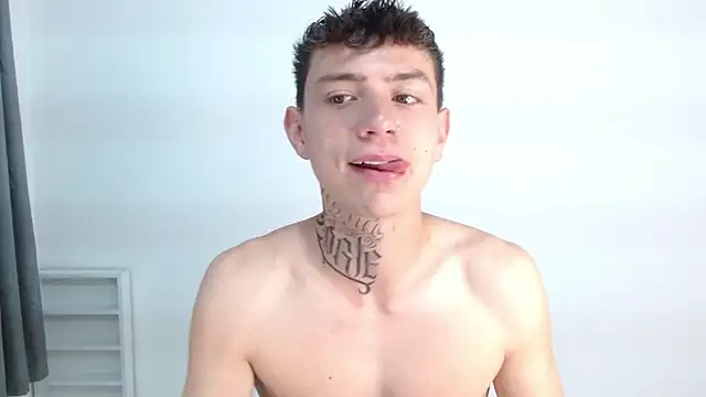 Snapshot of hot_teo_ chatting on 11/27/25, 11:23 hot teo online show from 11/27/25, 11:23