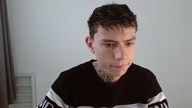 Snapshot of hot_teo_ chatting on 11/29/25, 12:08 hot teo online show from 11/29/25, 12:08