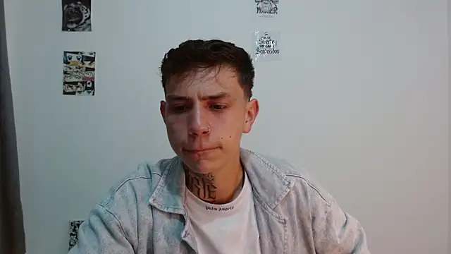 Snapshot of hot_teo_ chatting on 12/16/25, 09:58 hot teo online show from 12/16/25, 09:58