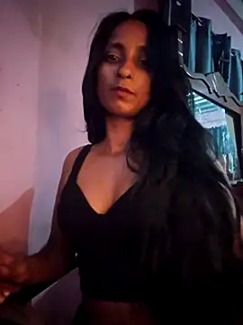 Snapshot of dreamerrrrr1 chatting on 12/01/25, 04:17 dreamerrrrr1 online show from 12/01/25, 04:17