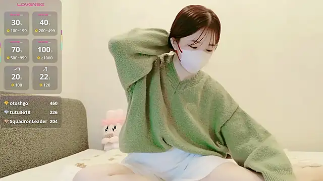 Snapshot of IROHA_0168 chatting on 11/26/25, 03:35 IROHA 0168 online show from 11/26/25, 03:35