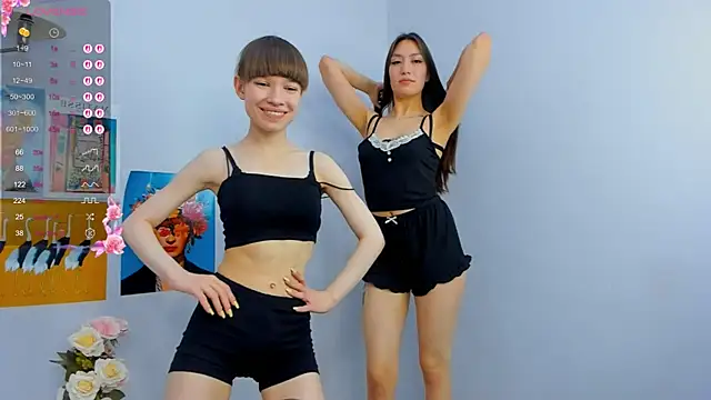 Snapshot of PearlMystic chatting on 10/26/25, 08:53 PearlMystic online show from 10/26/25, 08:53