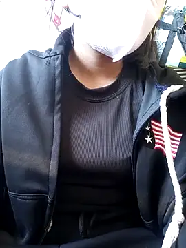 Snapshot of Zerin_nova chatting on 11/30/25, 07:56 Zerin nova online show from 11/30/25, 07:56