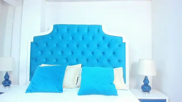 Snapshot of Lia_Vivumi chatting on 10/21/25, 11:33 Lia Vivumi online show from 10/21/25, 11:33