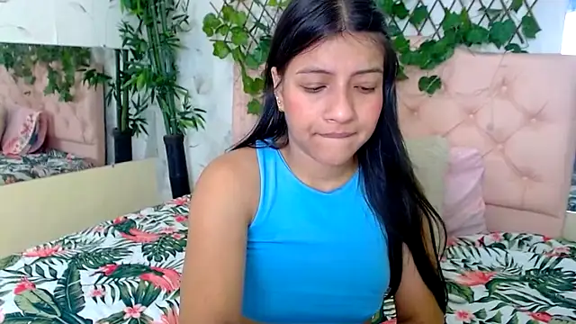 Snapshot of zara_cute chatting on 03/26/26, 12:11 zara cute online show from 03/26/26, 12:11