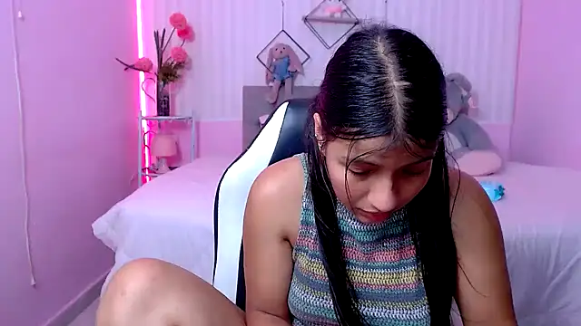 Snapshot of zara_cute chatting on 03/28/26, 12:21 zara cute online show from 03/28/26, 12:21