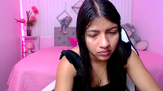 Snapshot of zara_cute chatting on 04/10/26, 12:10 zara cute online show from 04/10/26, 12:10