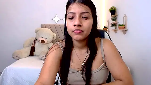 zara cute online show from 07/21/26, 12:29