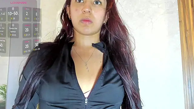 Vittoria Conti  online show from 05/20/26, 05:30