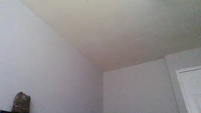 Snapshot of dezzidavill chatting on 03/22/26, 04:43 dezzidavill online show from 03/22/26, 04:43