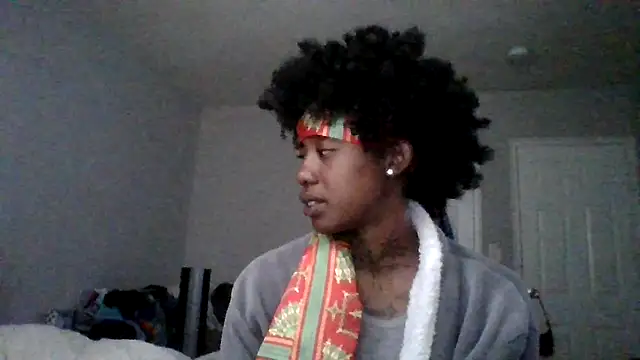 Snapshot of dezzidavill chatting on 05/23/26, 11:47 dezzidavill online show from 05/23/26, 11:47