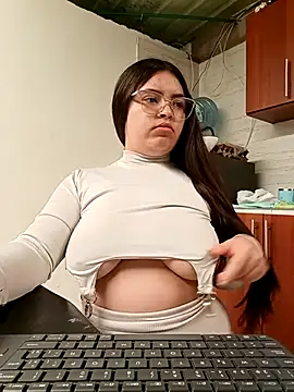 sofia athome online show from 11/12/25, 07:35