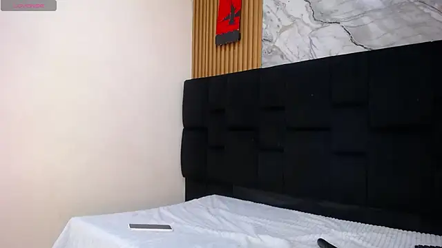 Ariana Hill  online show from 10/27/25, 12:42