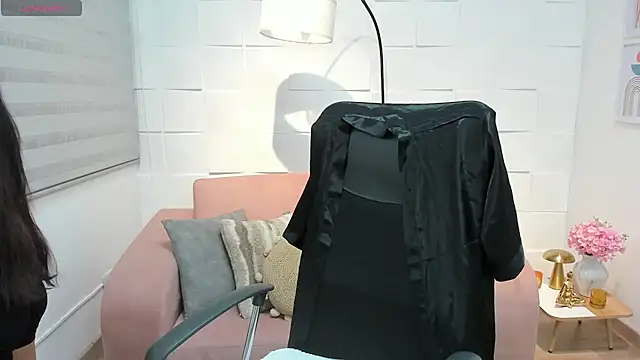 Sasha Grace online show from 07/15/26, 12:54