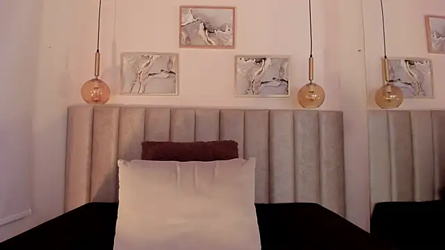 tamara kisses online show from 05/30/26, 12:02