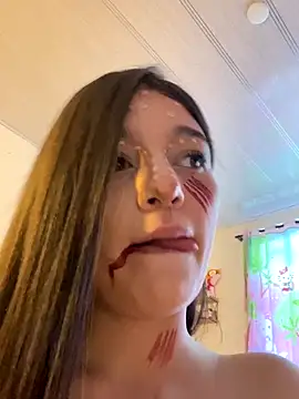 Snapshot of __Lorelain__ chatting on 10/31/25, 10:00 Lorelain online show from 10/31/25, 10:00