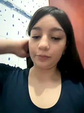 Snapshot of __Lorelain__ chatting on 11/20/25, 10:31 Lorelain online show from 11/20/25, 10:31