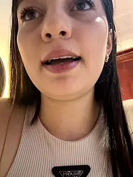 Snapshot of __Lorelain__ chatting on 11/24/25, 10:20 Lorelain online show from 11/24/25, 10:20