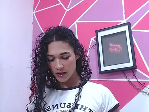 Tifany Adams online show from 10/13/25, 08:09