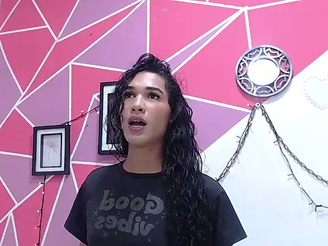 Tifany Adams online show from 10/21/25, 08:53