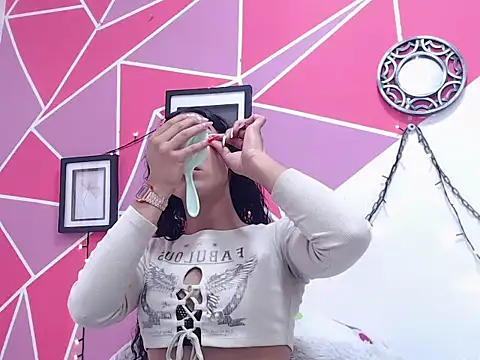 Tifany Adams online show from 10/25/25, 08:14