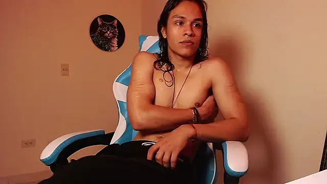 tom 1945 online show from 10/24/25, 09:22