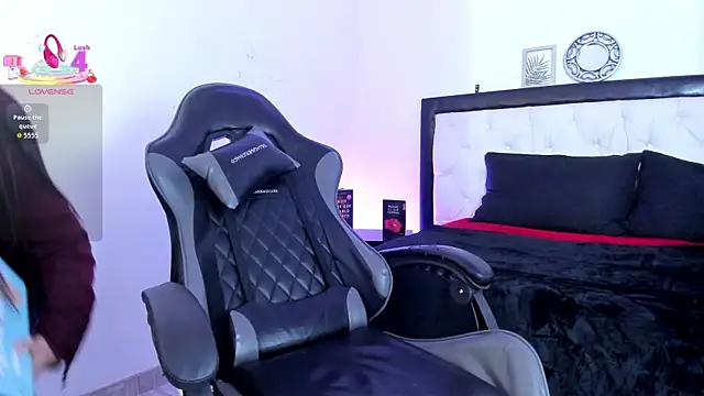 Sara Roades online show from 11/29/25, 07:06