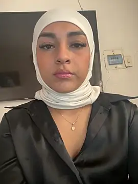 CelestSkyy online show from 10/18/25, 07:58