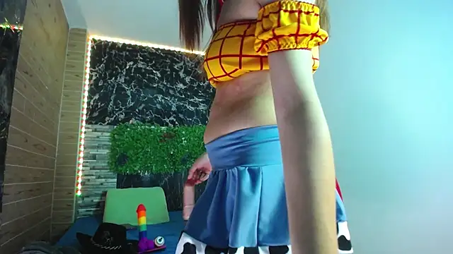 celeste solis online show from 10/31/25, 09:21