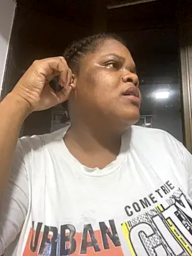 gabrielabrunette69 online show from 10/29/25, 04:48