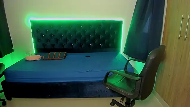 elias ford online show from 10/21/25, 07:25