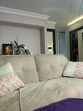 AbrilColls  online show from 07/20/26, 05:33