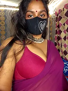 Sweet-Maddlina online show from 10/22/25, 03:29