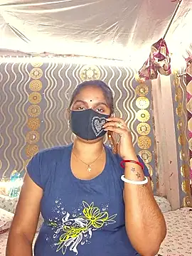 Sweet-Maddlina online show from 11/11/25, 06:02